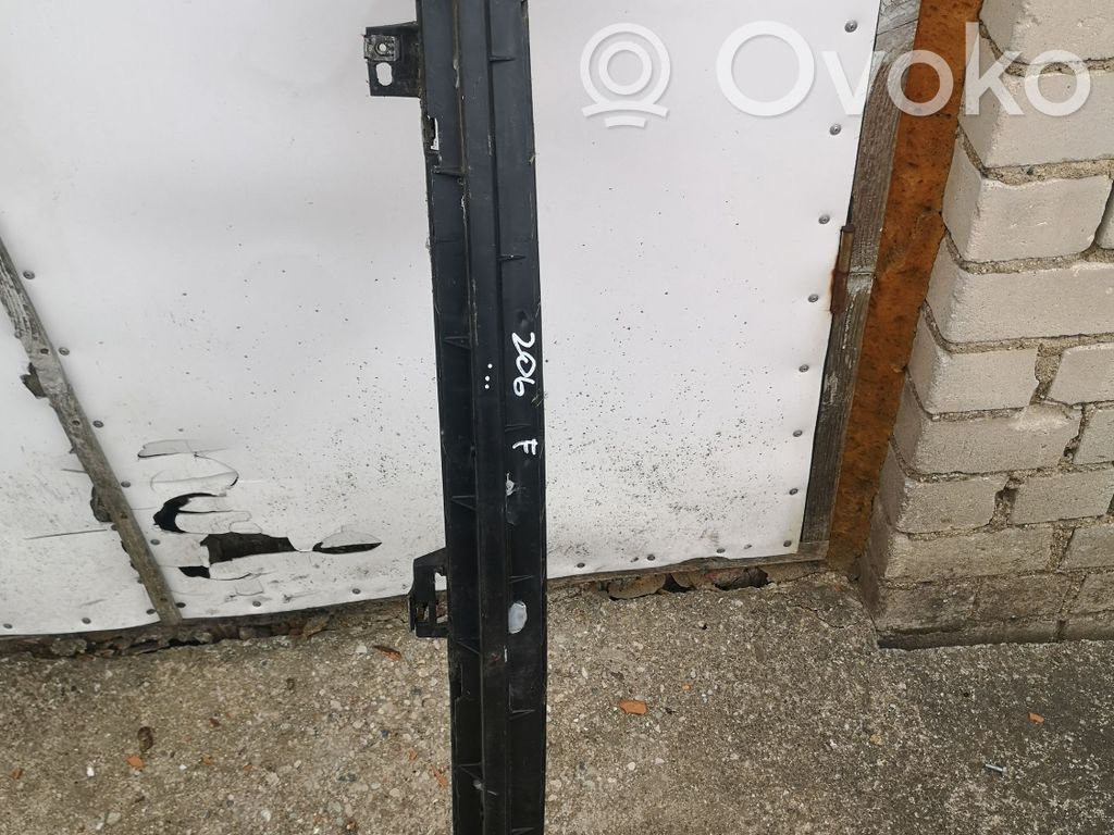 Peugeot 206 Front bumper cross member 