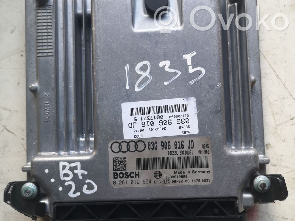Audi A4 S4 B7 8E 8H Engine control unit/module 
