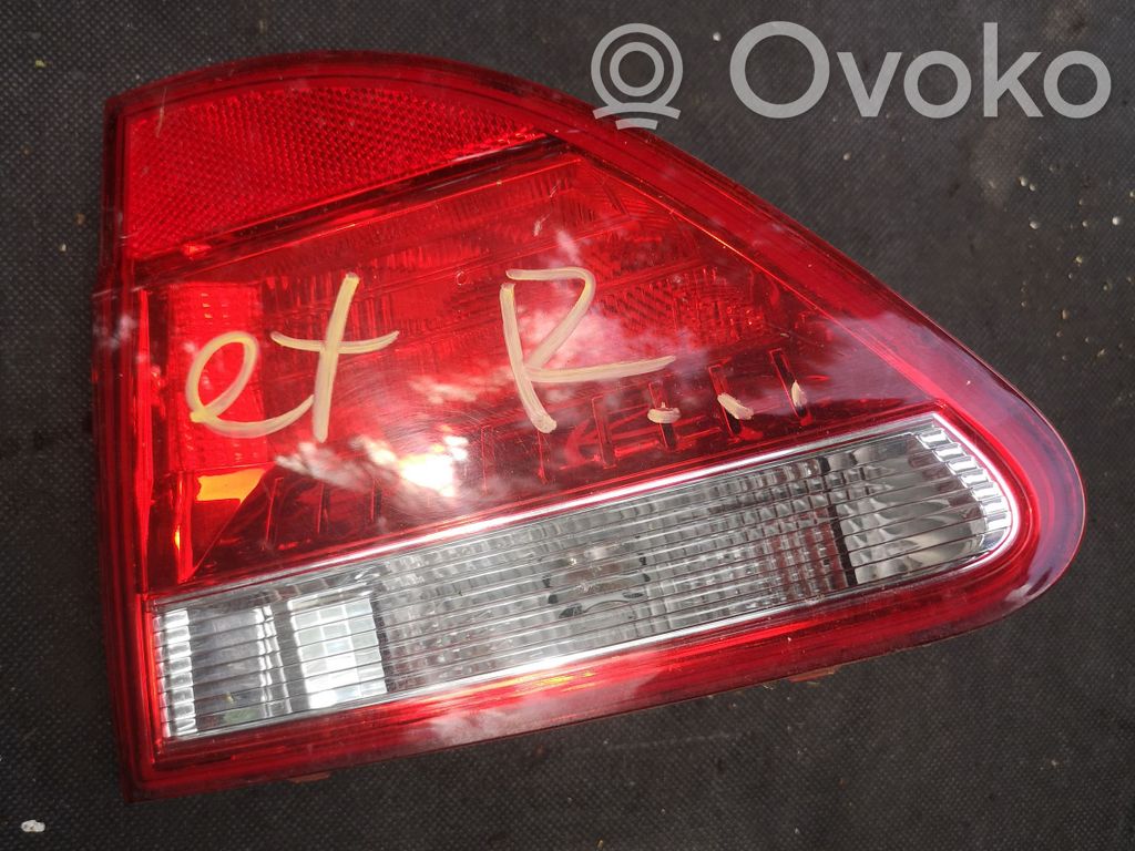 Seat Exeo (3R) Aizmugurējais lukturis pārsegā 