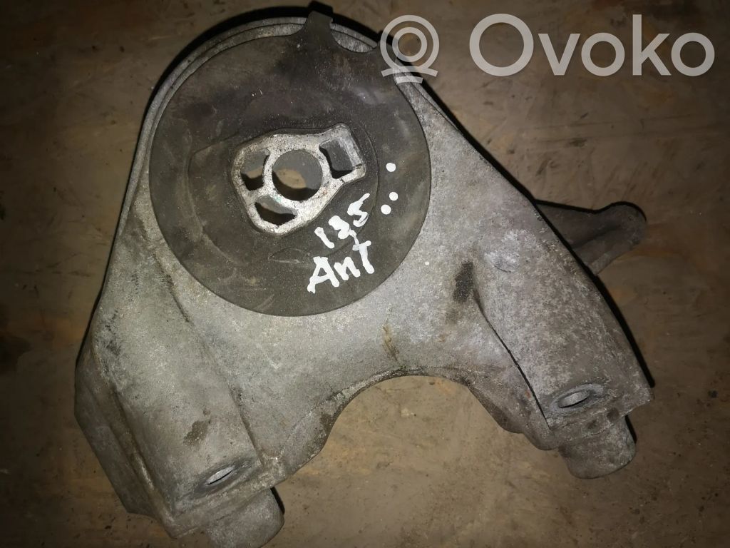 Opel Antara Engine mounting bracket 