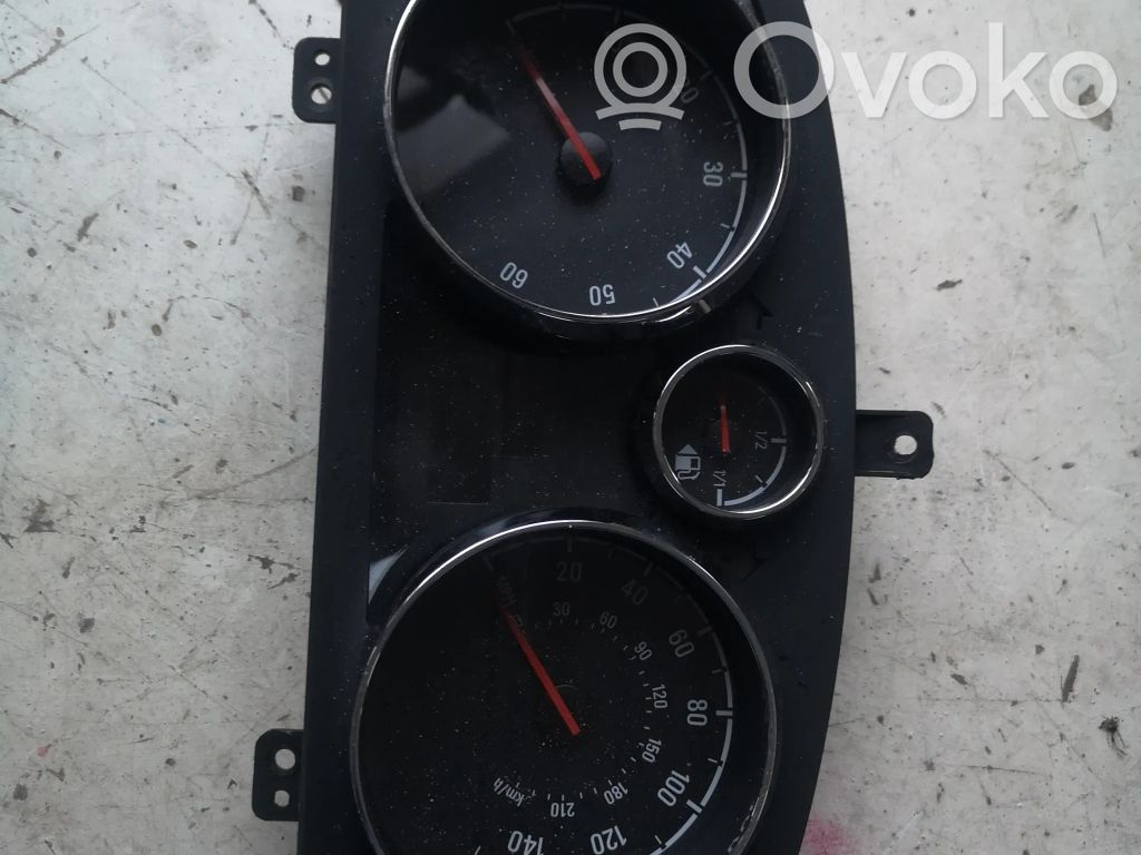 Opel Antara Spidometrs (instrumentu panelī) 
