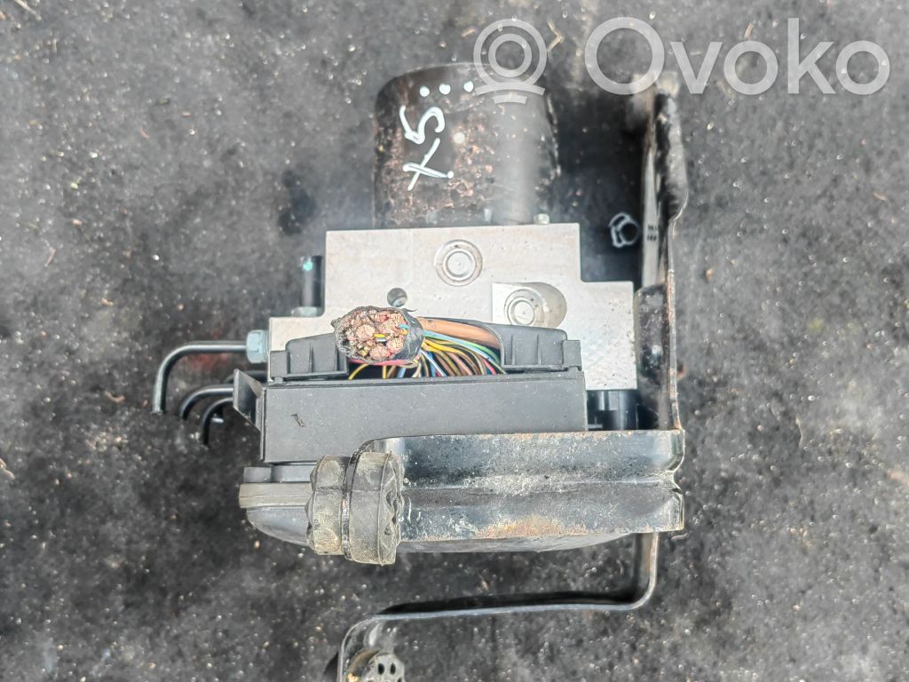 BMW X5 E70 ABS Pump 