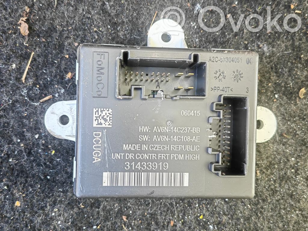 Volvo V40 Door control unit/module 