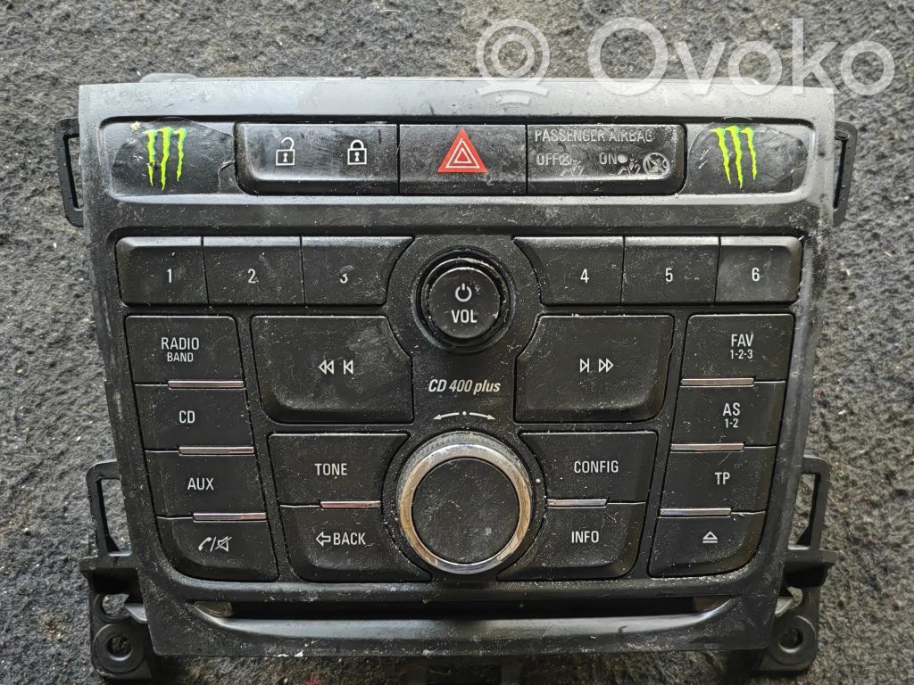 Opel Zafira C Panel radia 