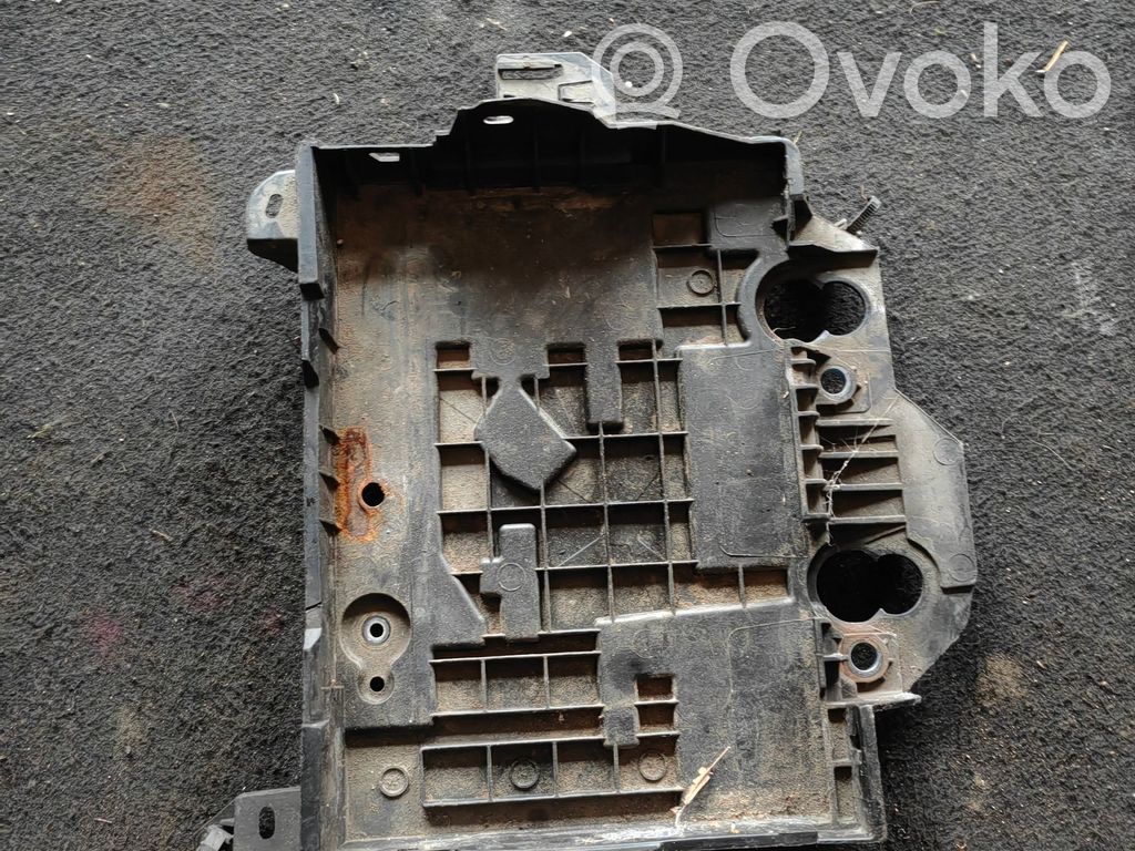 Renault Modus Akumulatora nostiprināšanas pamatne 