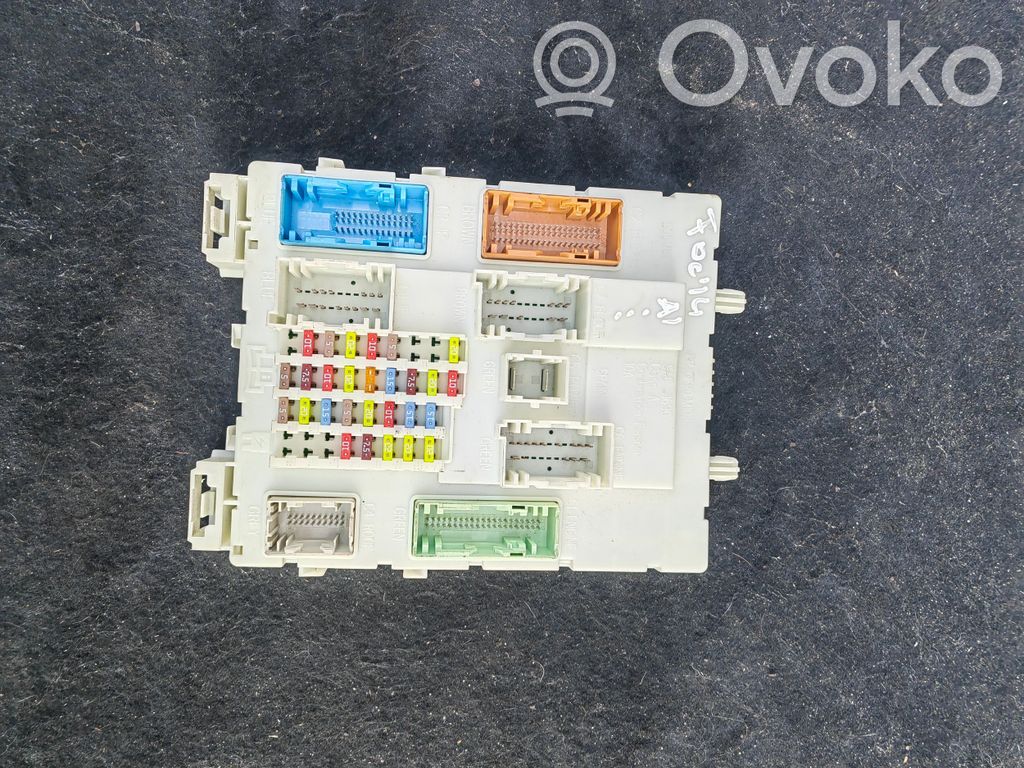 Ford Focus Fuse module 