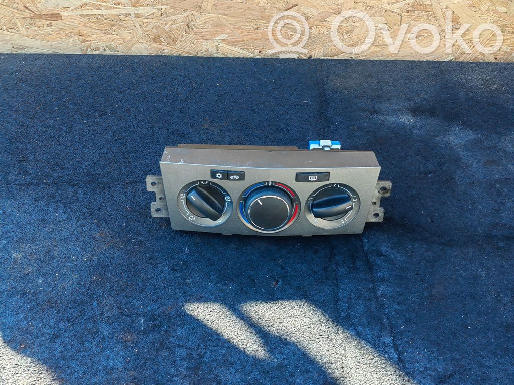 Opel Antara Climate control unit 