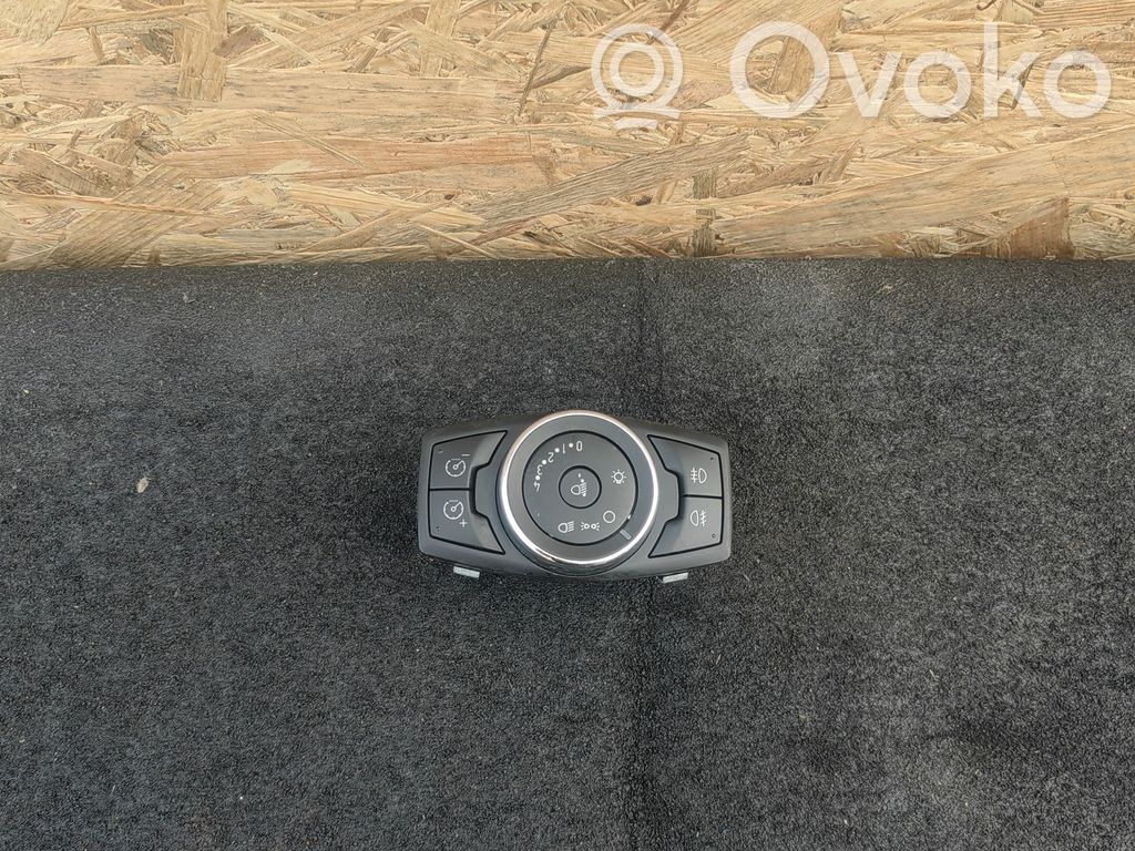 Ford Focus Light switch 