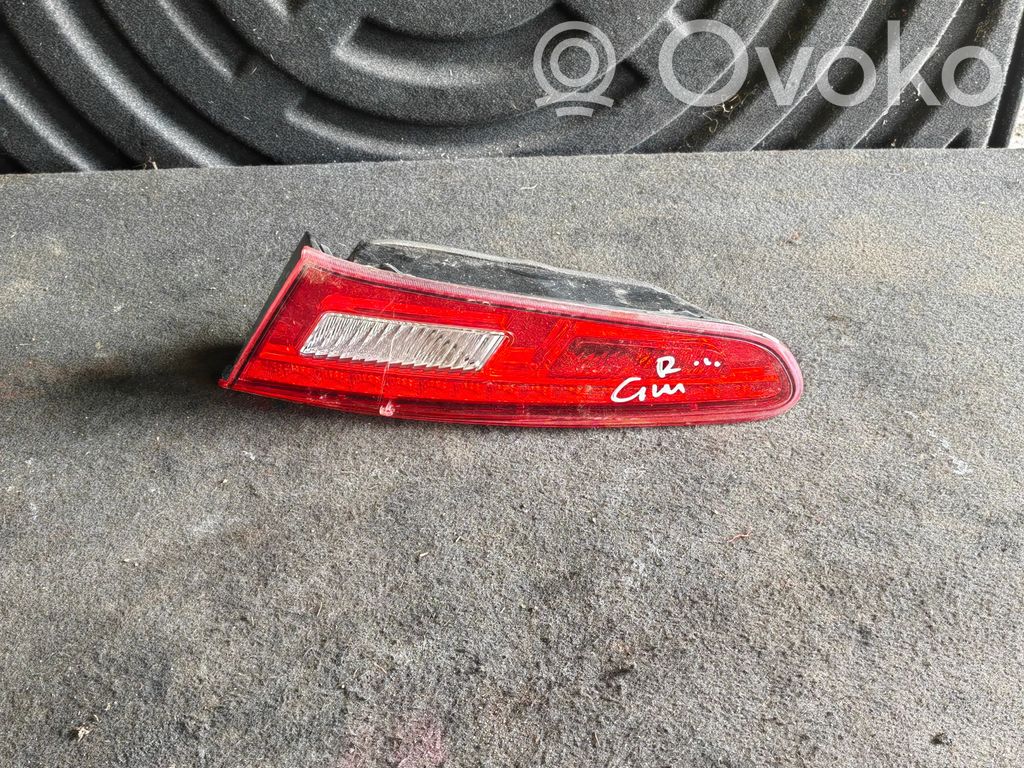 Alfa Romeo Giulietta Takaluukun takavalot 