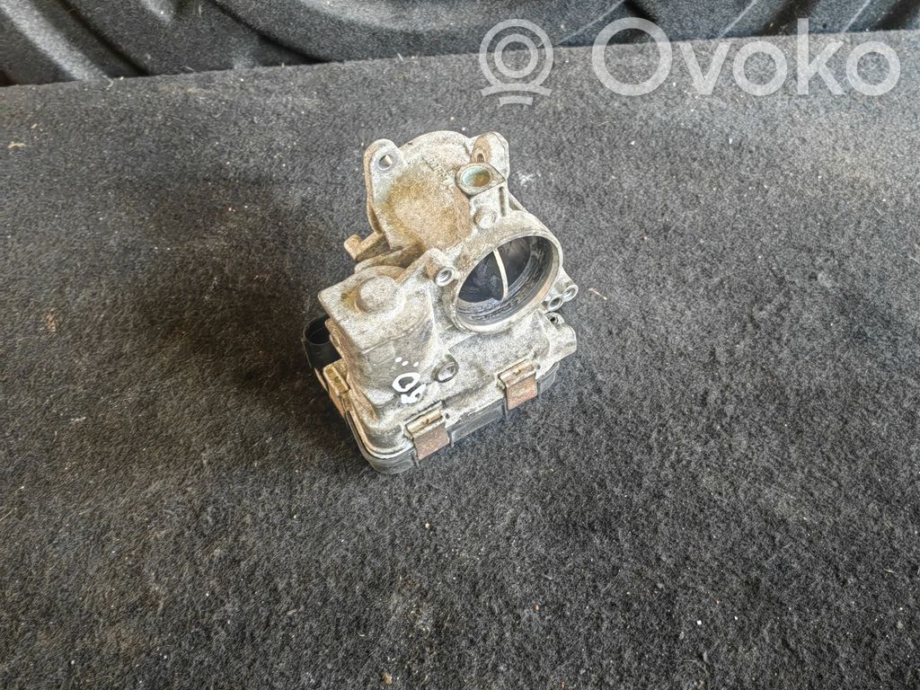 Fiat 500L Droseļvārsts 