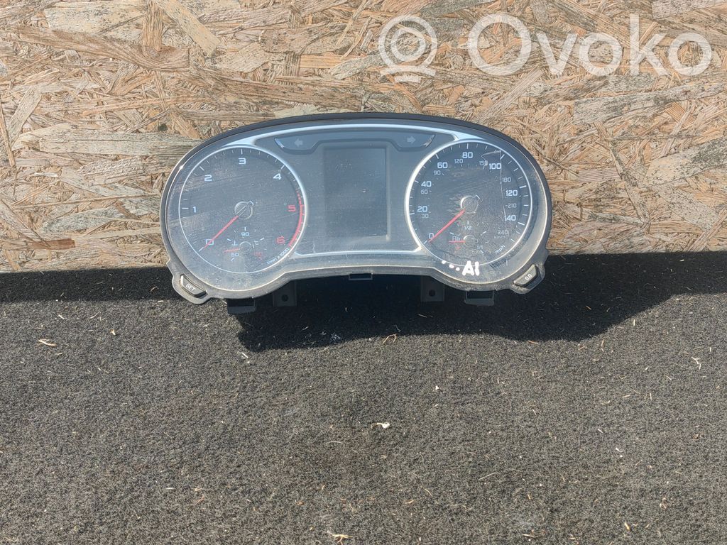 Audi A1 Speedometer (instrument cluster) 