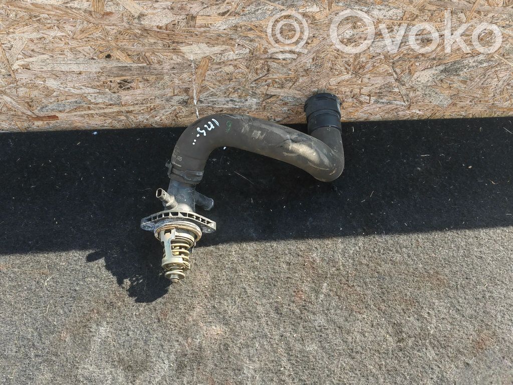 Opel Insignia A Boîtier de thermostat 