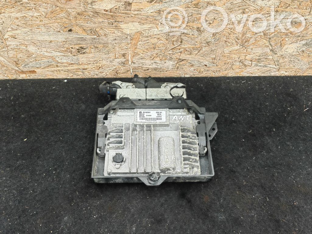 Opel Antara Engine control unit/module 