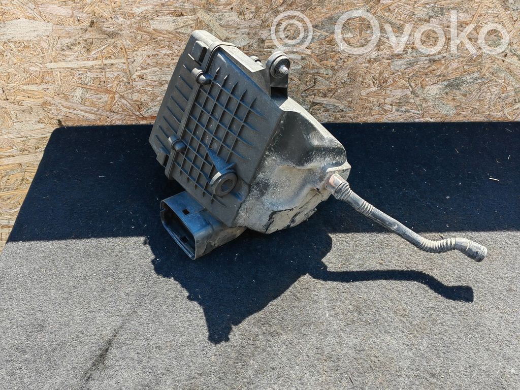Audi A1 Air filter box 
