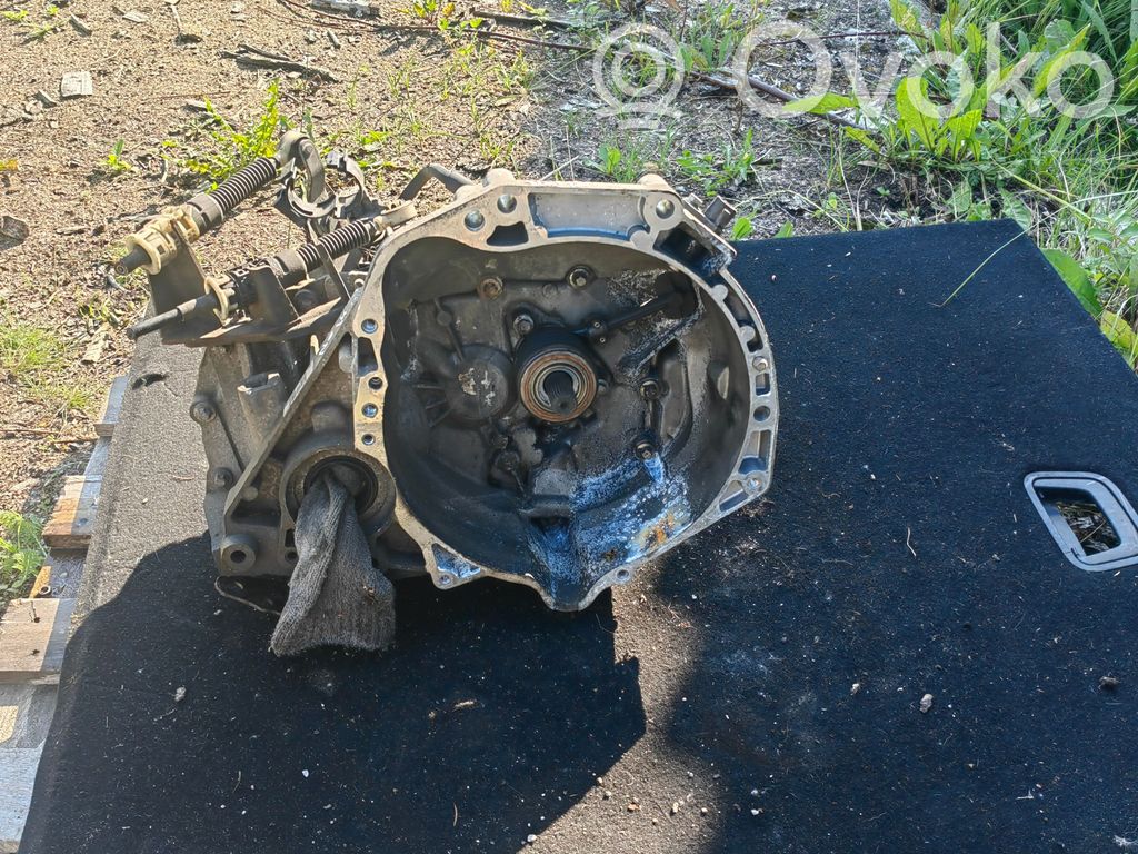 Nissan Note (E11) Manualna 5-biegowa skrzynia biegów 
