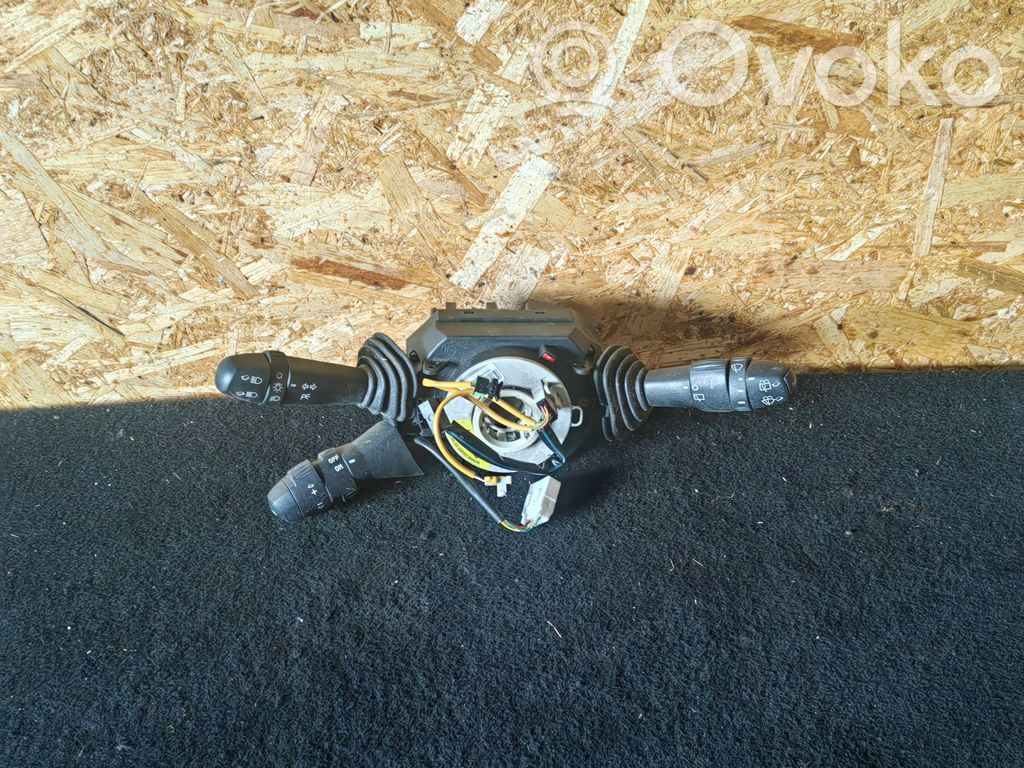 Fiat Bravo Interruptor/palanca de limpiador de luz de giro 