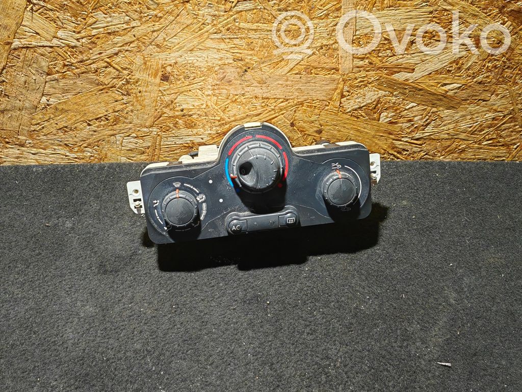 Renault Modus Climate control unit 