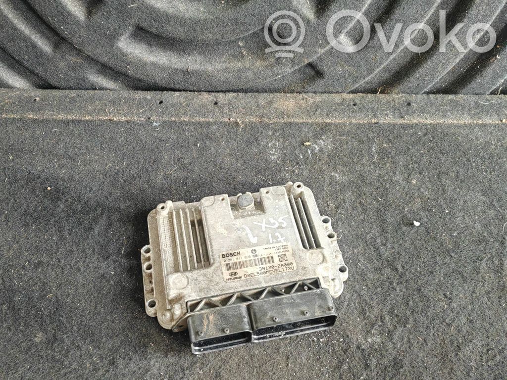 Hyundai ix35 Engine control unit/module 