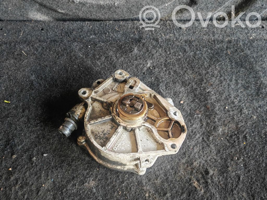 Skoda Octavia Mk2 (1Z) Vacuum pump 