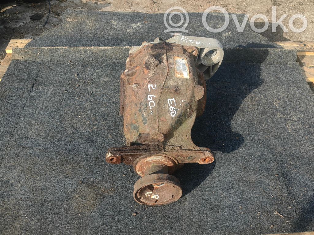BMW 5 E60 E61 Galinis reduktorius 