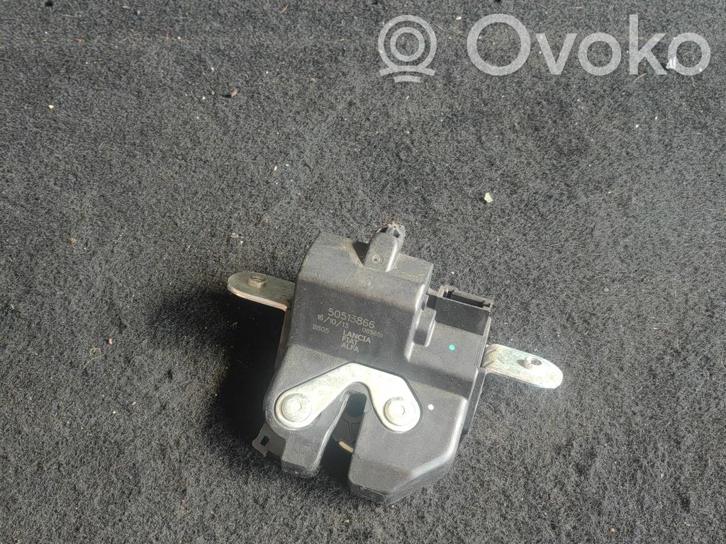 Chrysler Ypsilon Tailgate/trunk/boot lock/catch/latch 