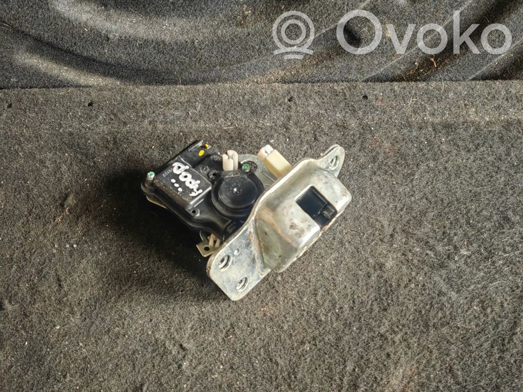 Tailgate/trunk/boot lock/catch/latch