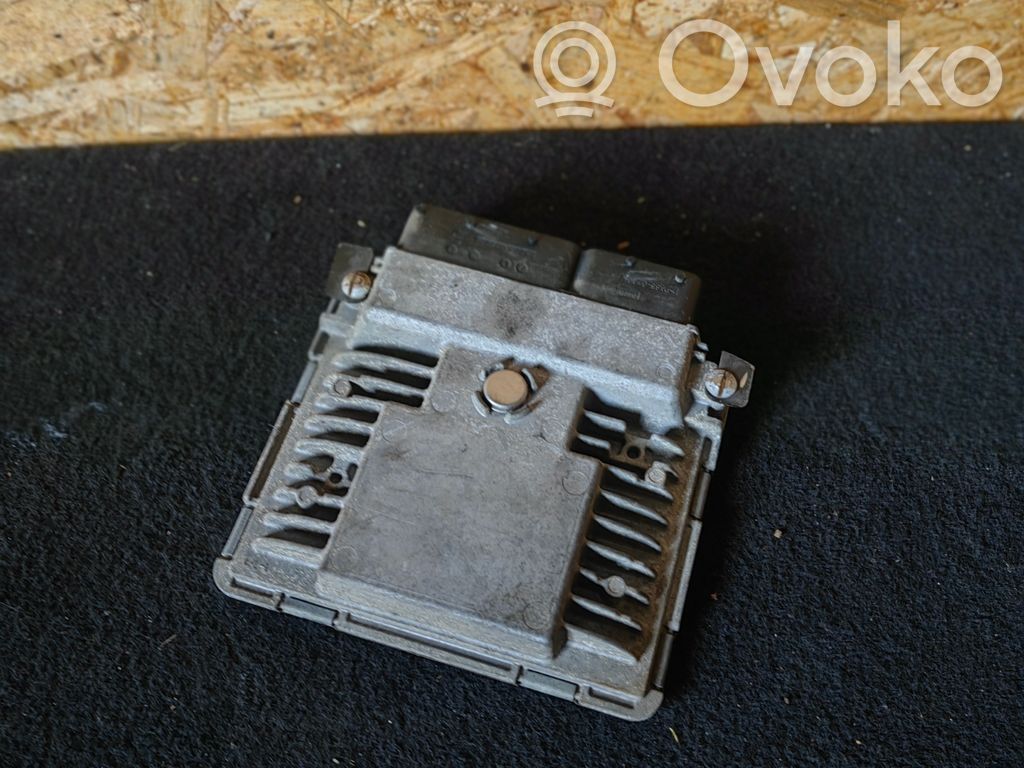 Seat Ibiza IV (6J,6P) Engine control unit/module 