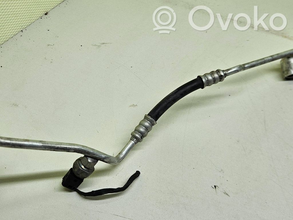 BMW 5 G30 G31 G38 Air conditioning (A/C) pipe/hose 