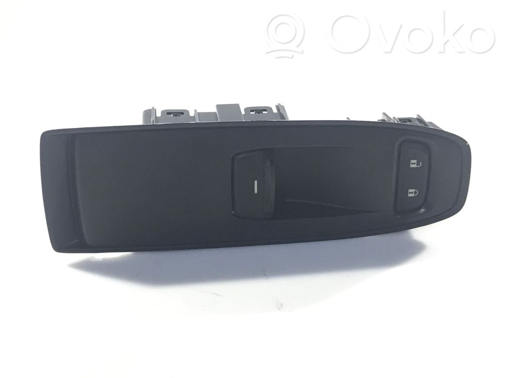 Subaru Forester SK Electric window control switch 