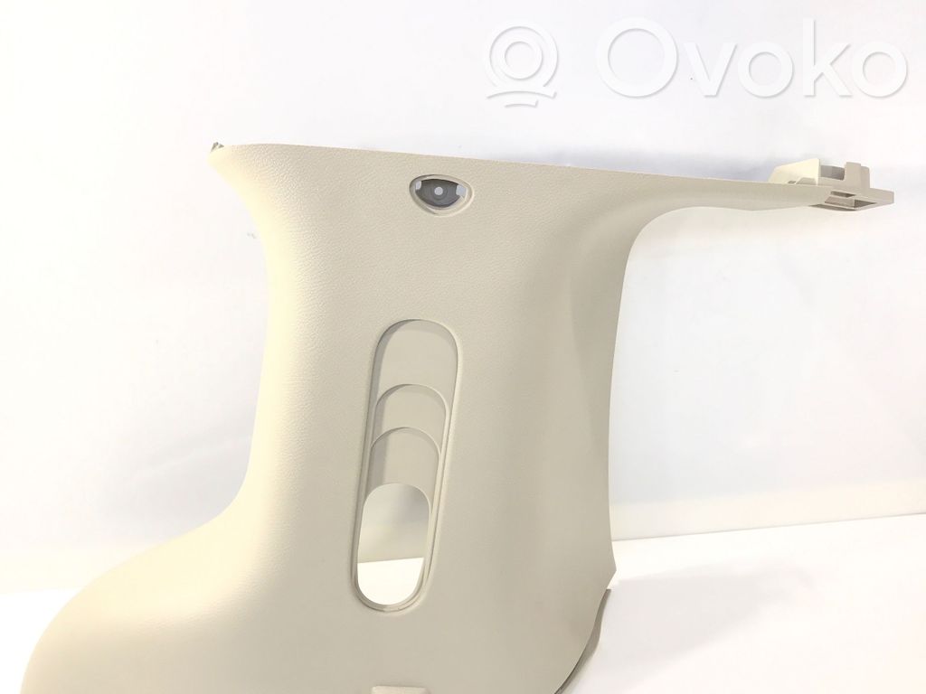 Chrysler Pacifica (C) pillar trim 