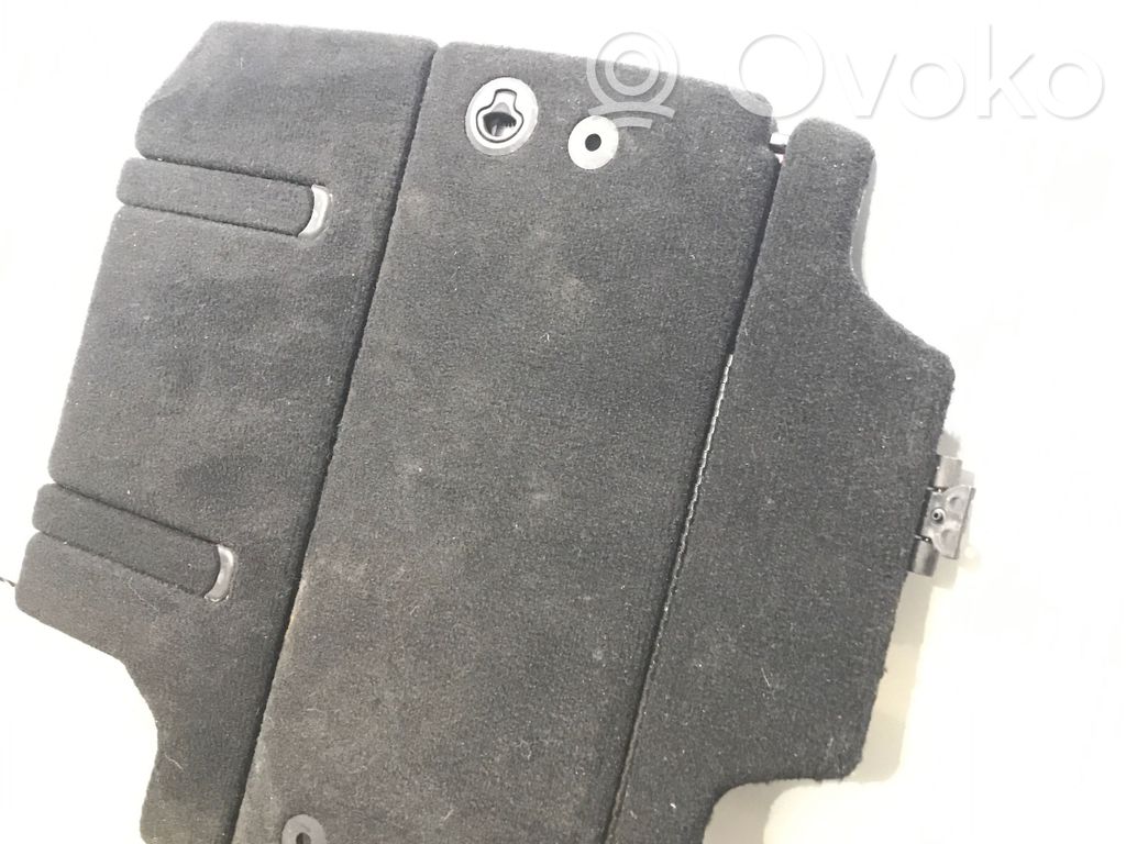Chrysler Pacifica Second row seat mat 
