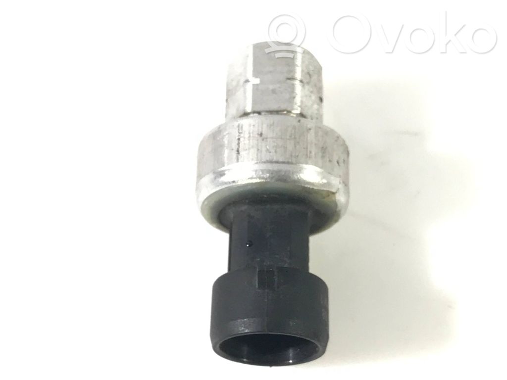 Chevrolet Camaro Air conditioning (A/C) pressure sensor 