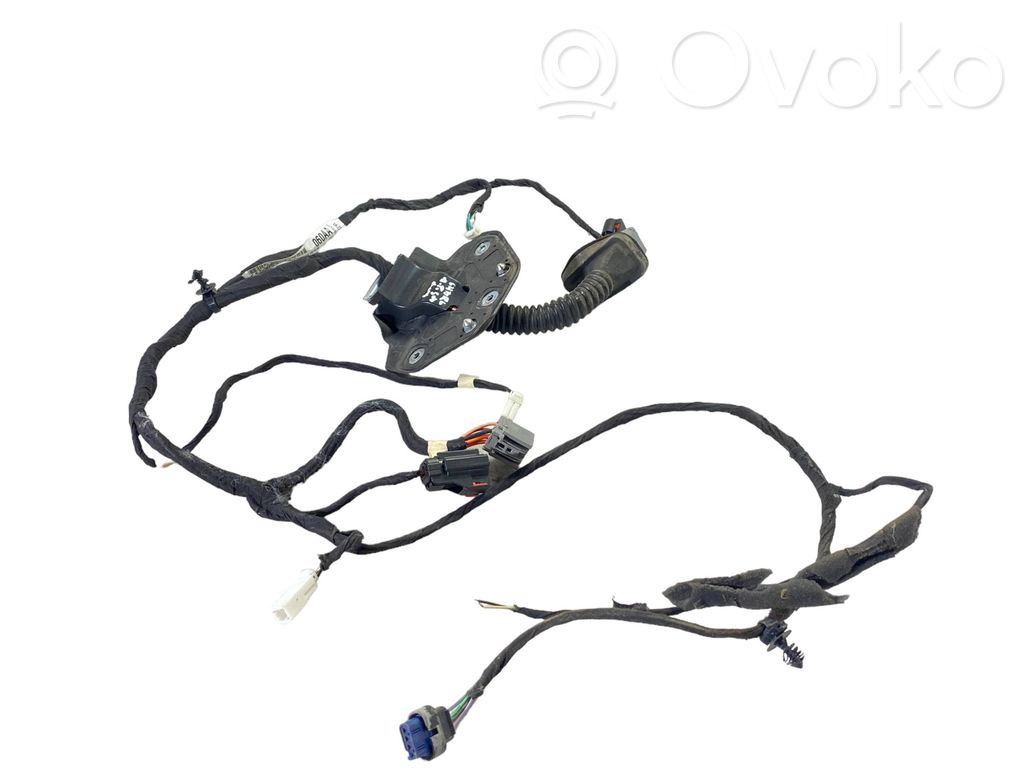 Cableado de puerta trasera   68293060AA,P68293060AA