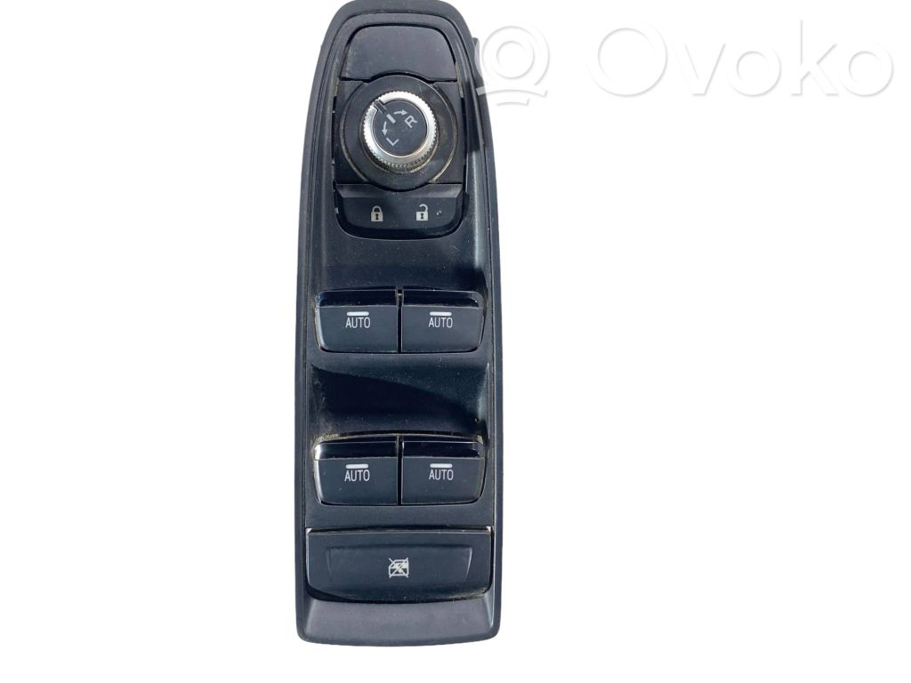 Subaru Outback (BT) Electric window control switch 