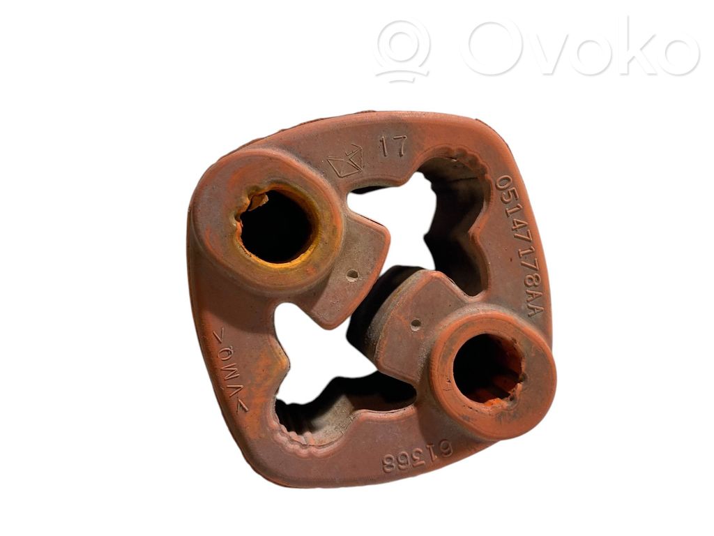 Dodge Durango Muffler mount bracket/holder 