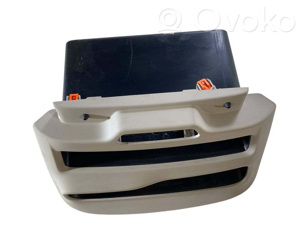 Chrysler Pacifica Glove box 
