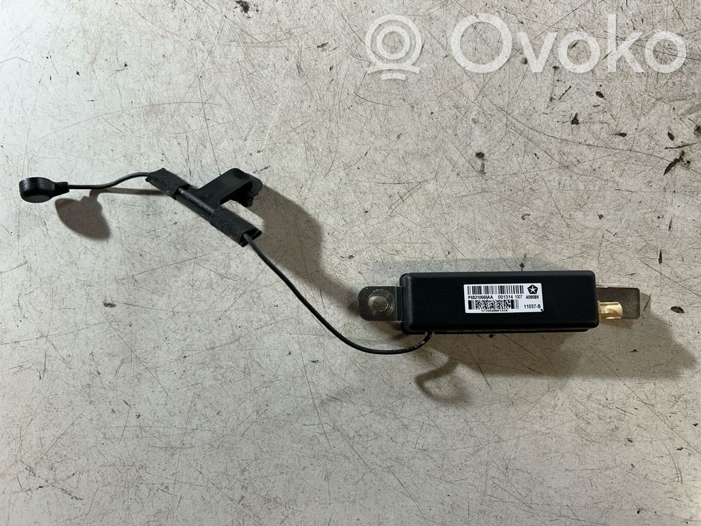 Dodge Challenger Antenos stiprintuvas 