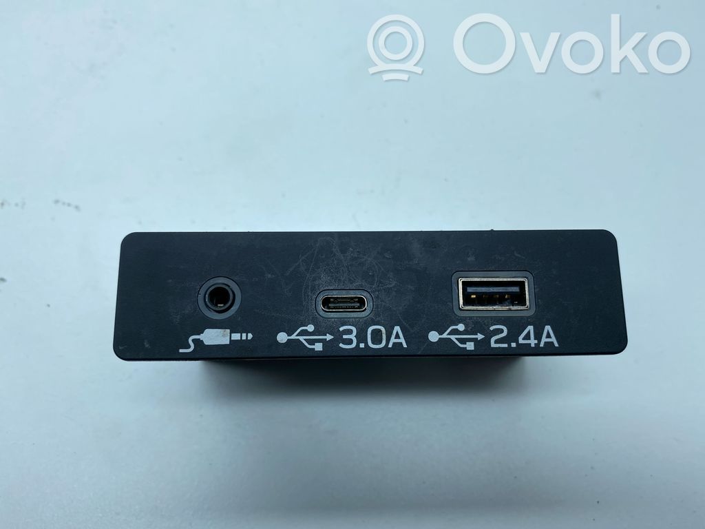 Subaru Outback (BT) USB savienotājs 