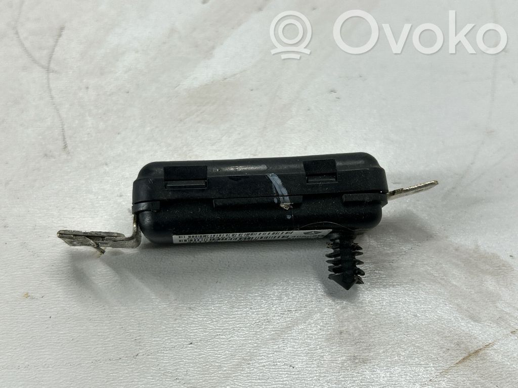 Dodge Challenger Amplificatore antenna 