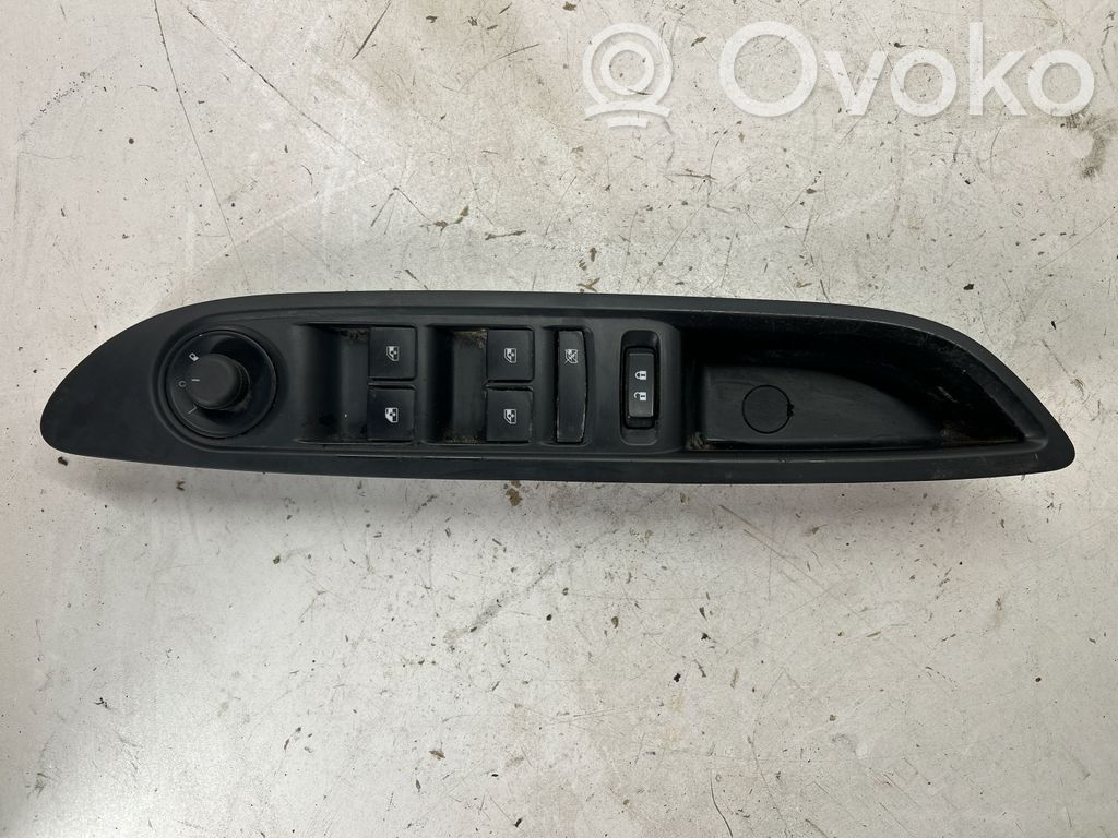 Buick Encore I Electric window control switch 