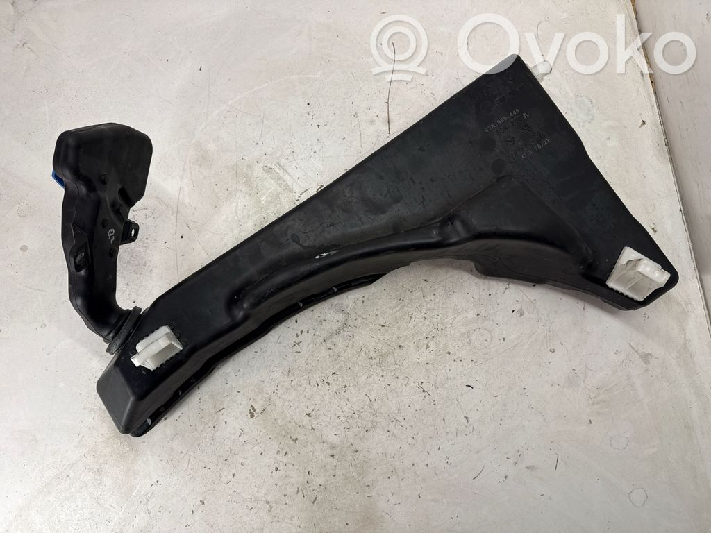 Audi Q3 F3 Zbiornik płynu do spryskiwaczy szyby przedniej / czołowej 