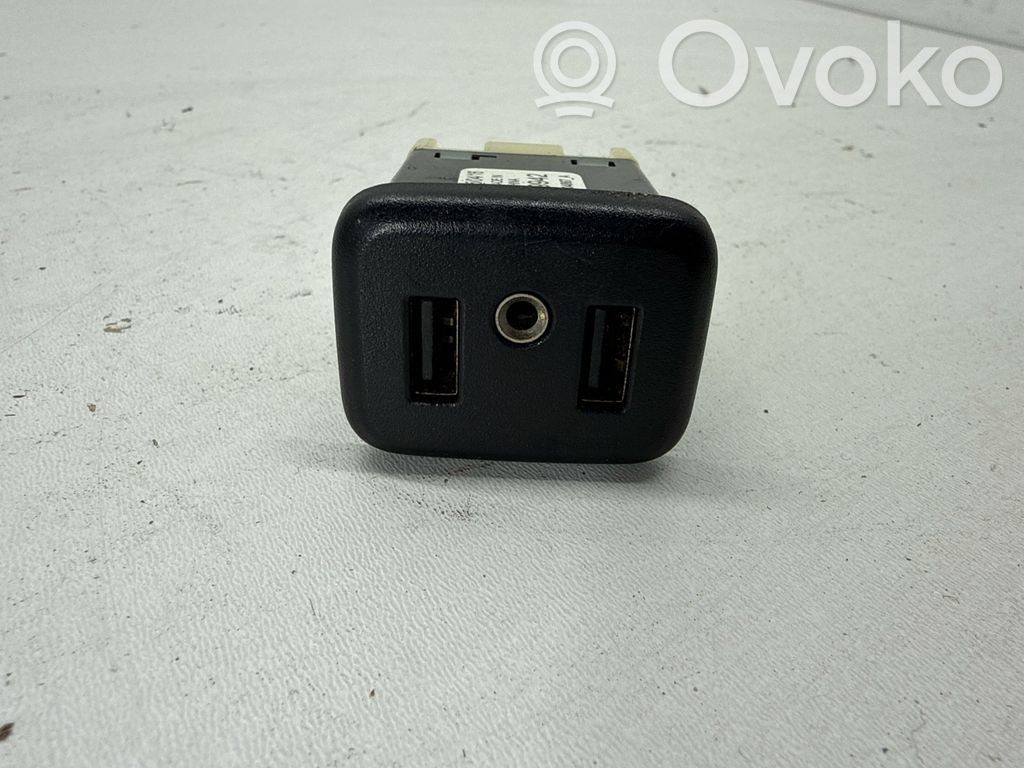 Chevrolet Camaro Enchufe conector USB 