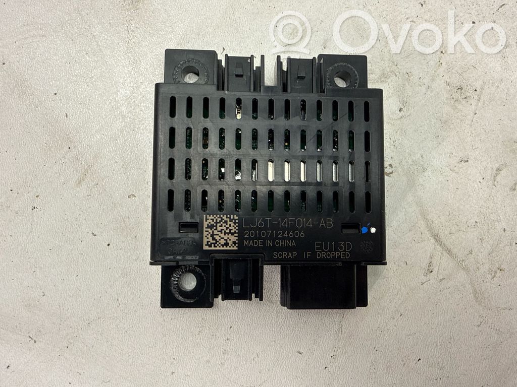 Ford Escape IV USB control unit 