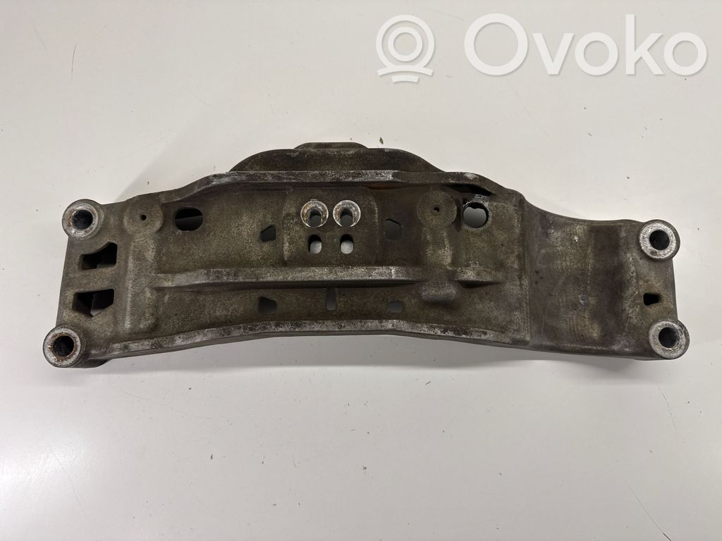 Dodge Charger Gearbox mounting bracket 