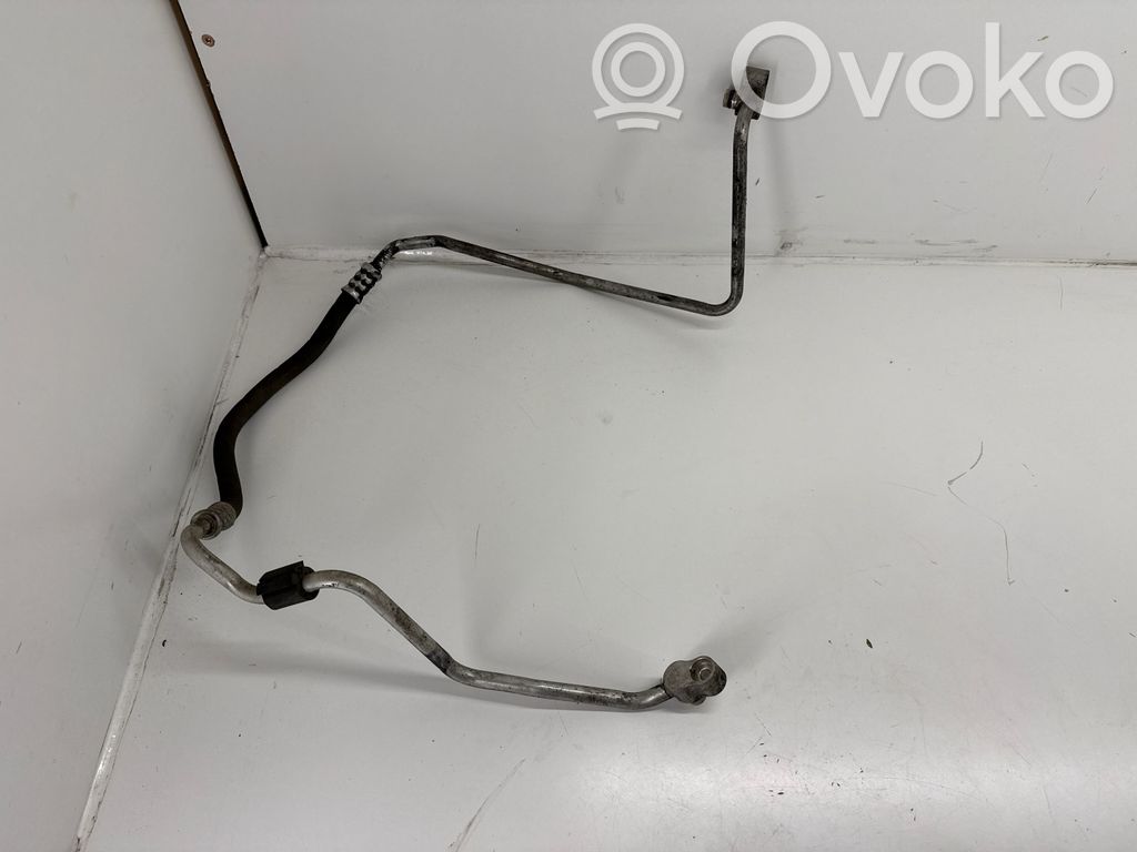 BMW X1 E84 Ilmastointilaitteen putki (A/C) 