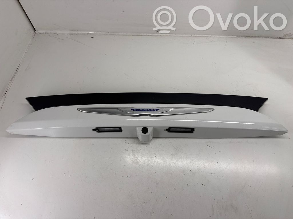 Chrysler Pacifica Éclairage de plaque d'immatriculation 