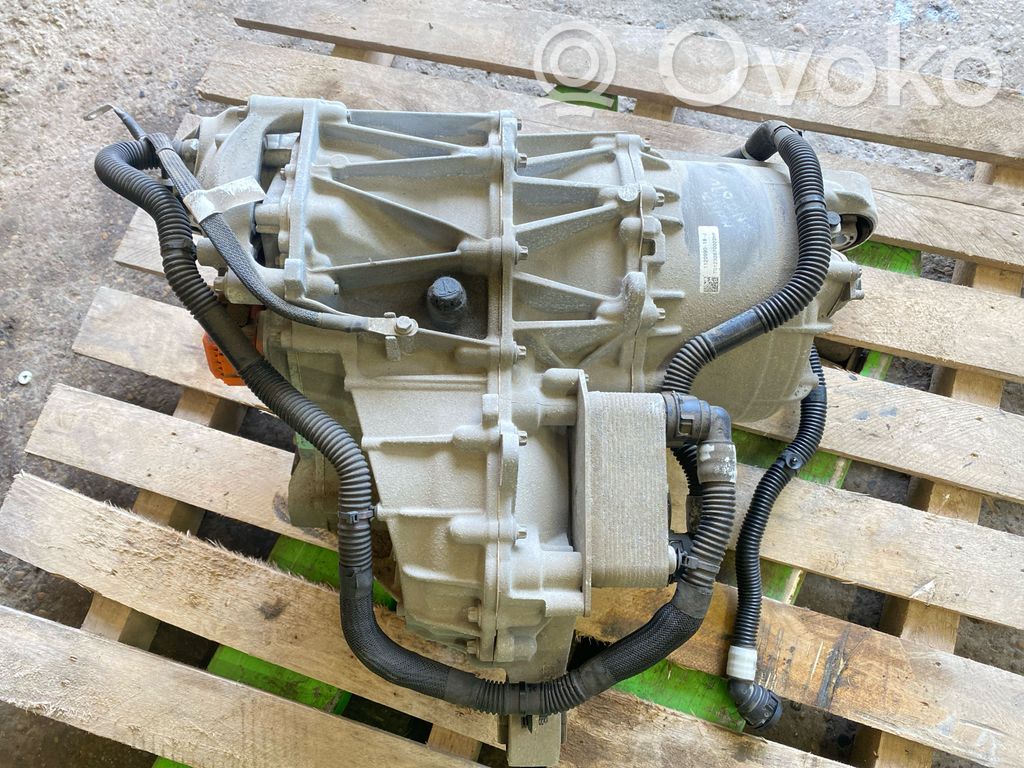 Tesla Model 3 Silnik 