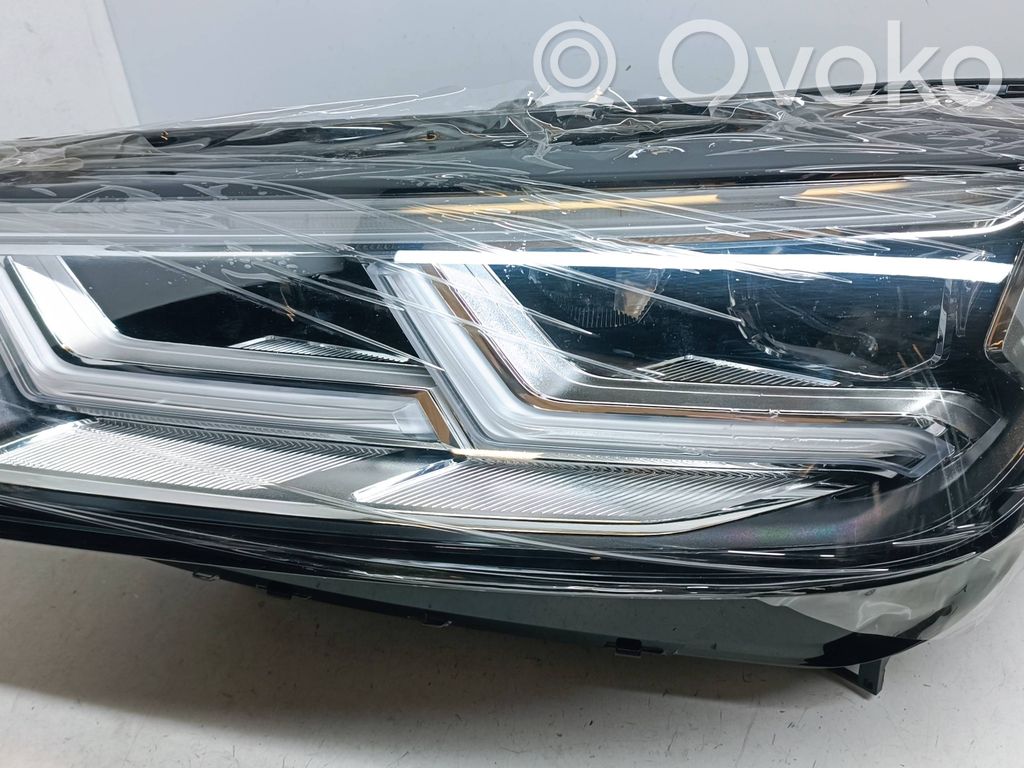 Audi Q5 SQ5 FY Lampa przednia 