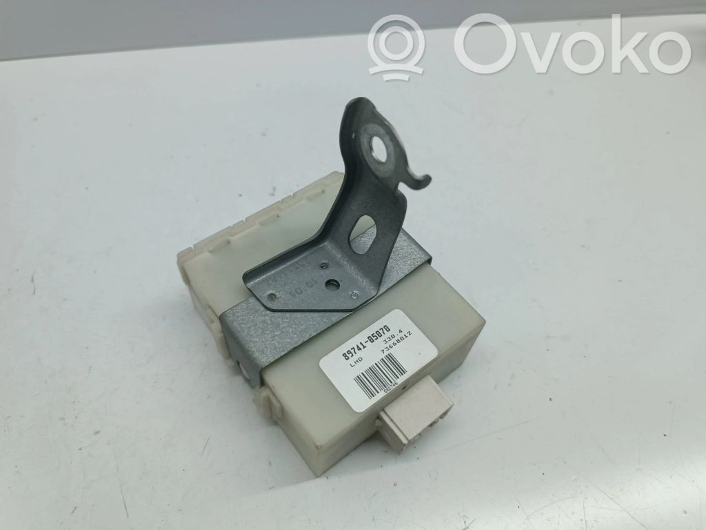 Toyota Avensis T250 Door control unit/module 