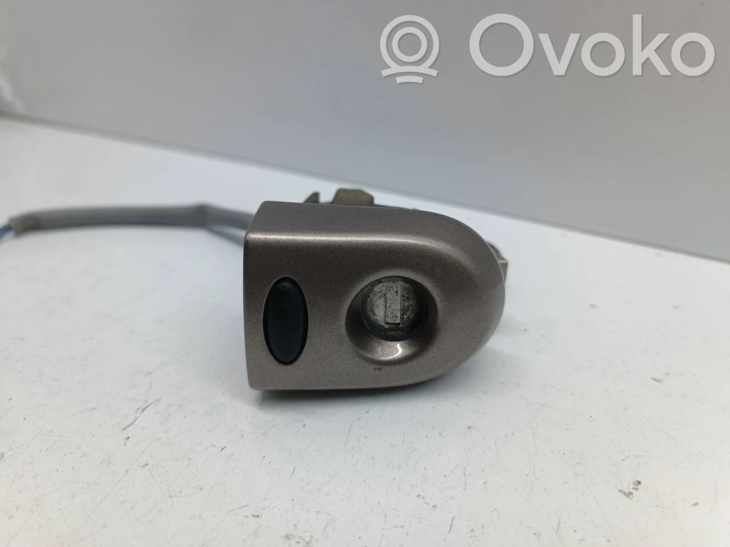 Front door handle cover